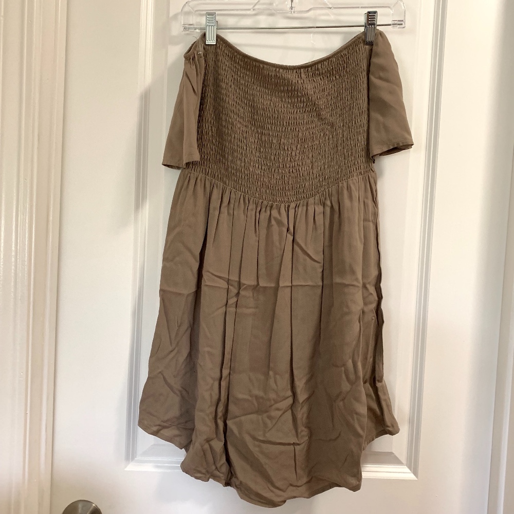 NWT - Off the shoulder tunic